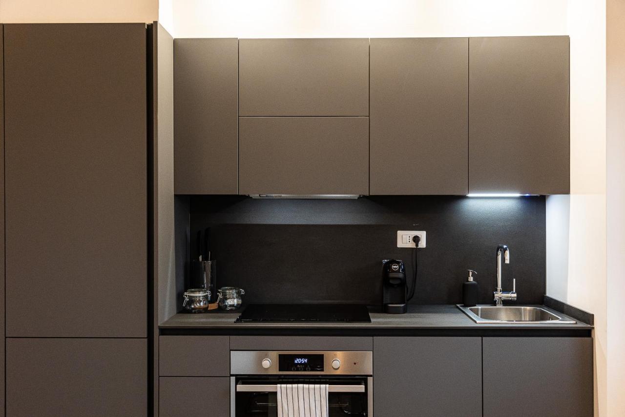 Matilde Modern Apartment-Rental In Roma Exterior foto