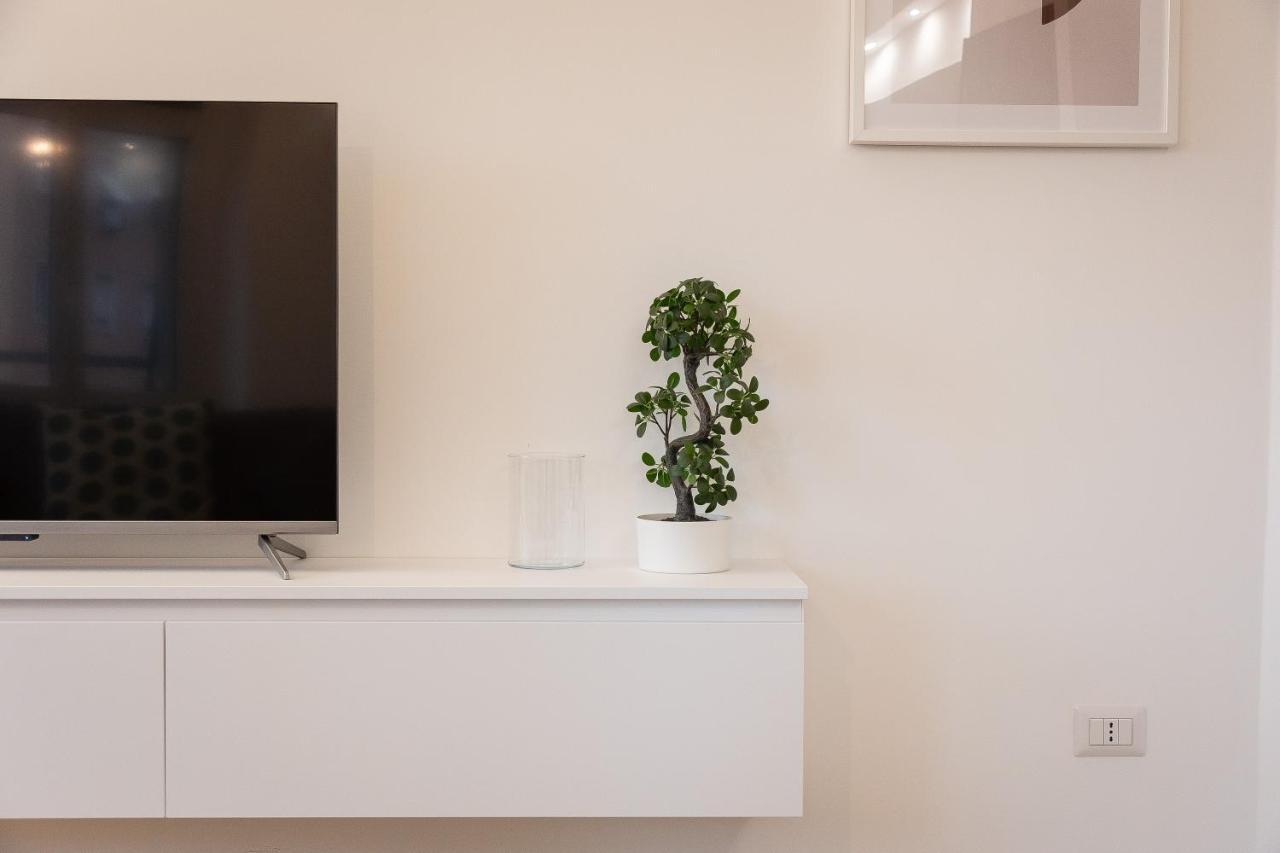 Matilde Modern Apartment-Rental In Roma Exterior foto
